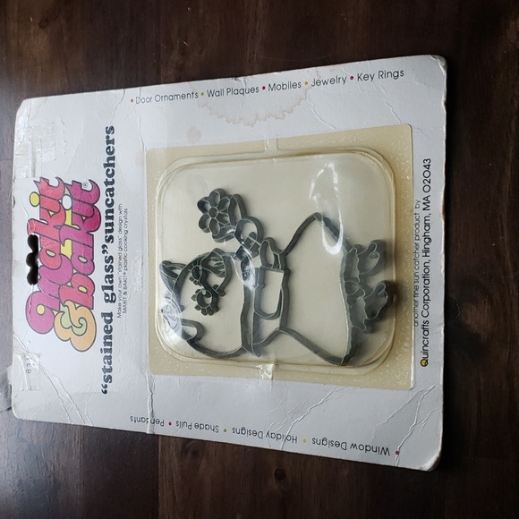 Makit & Bakit stained glass suncatchers pig - Picture 1 of 8